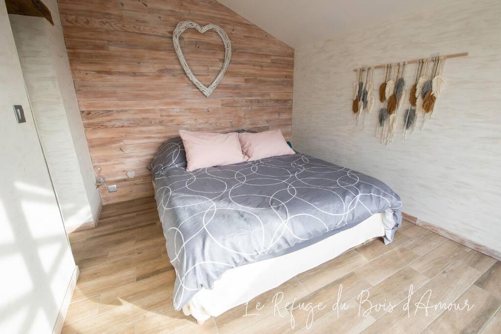 Le Refuge Du Bois D'amour Ferienhaus *